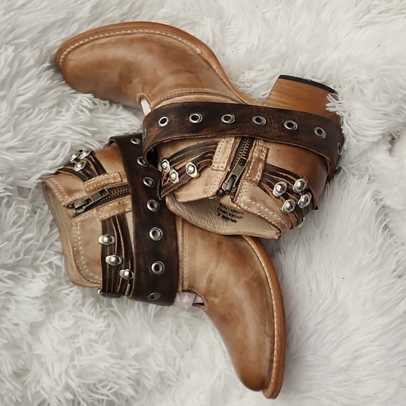 Freebird by Steven SALOON Booties - Picture 9 of 11